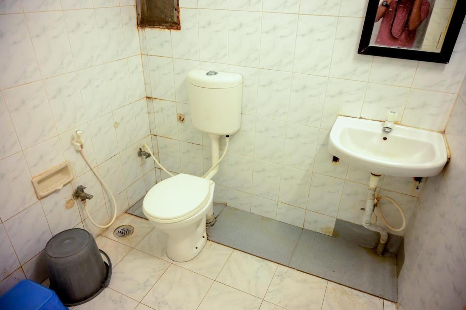 שירדי Hotel Sachidanand מראה חיצוני תמונה
